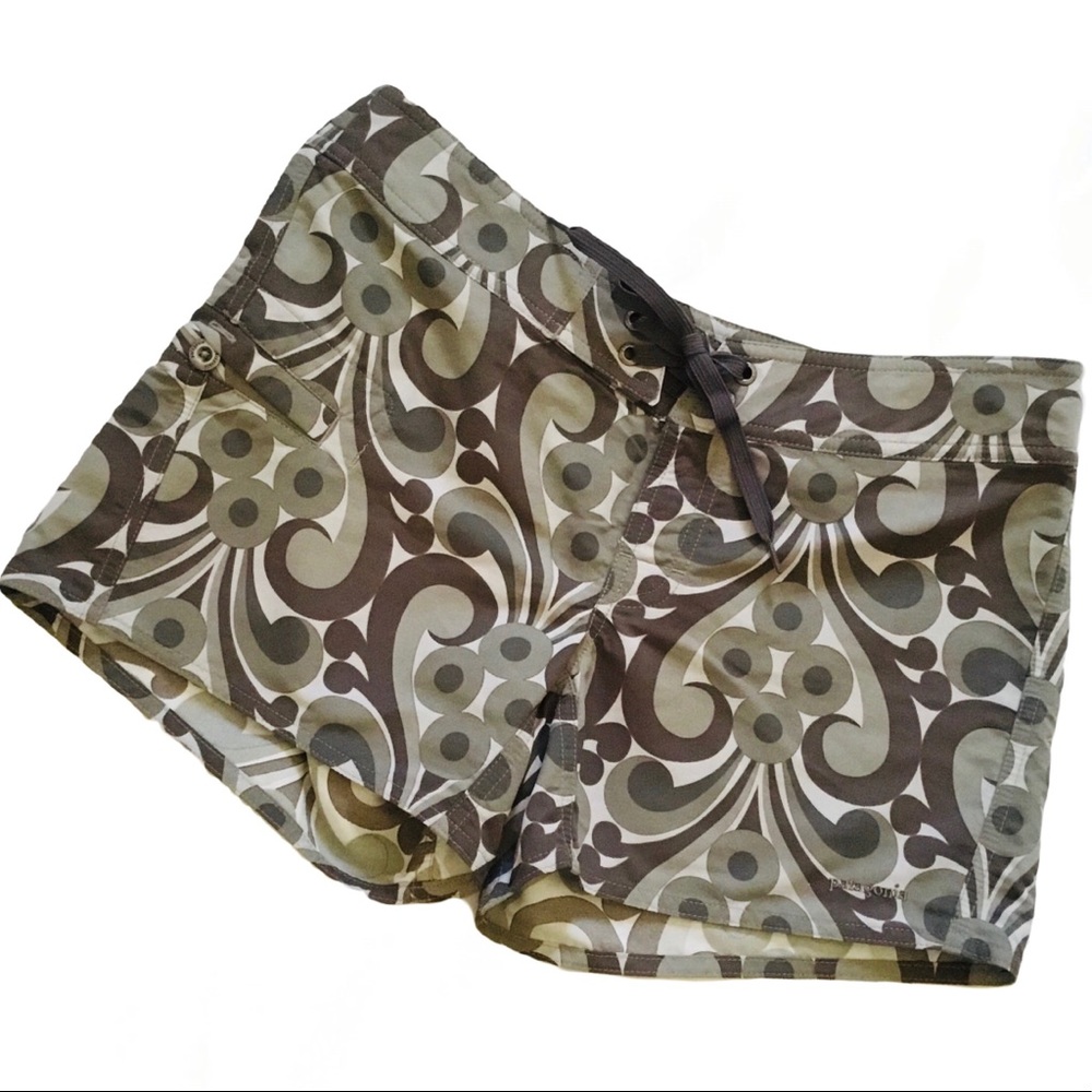 Patagonia Wavefarer Earth-tone Boardshorts. Sz 4
